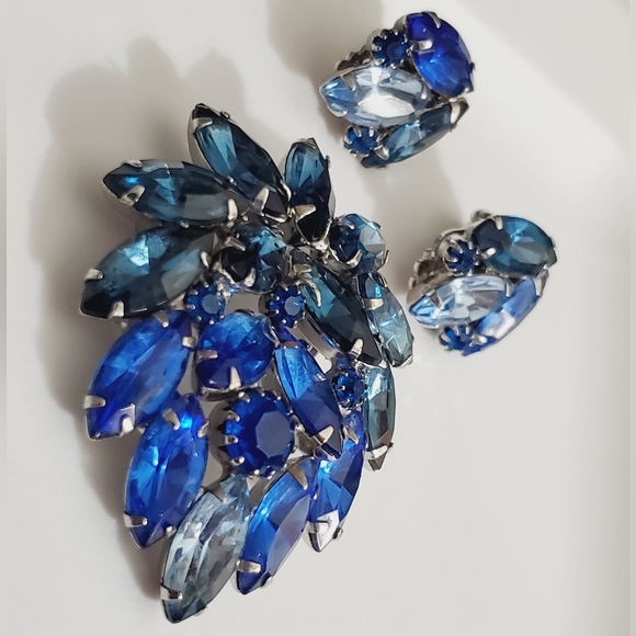 Vtg Juliana blue demi Parure brooch earrings clip on Stunning set ombre 50's 60' - Picture 14 of 16